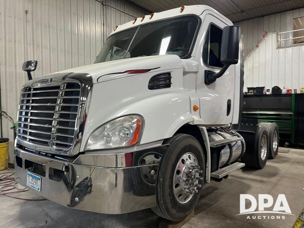 Main image Freightliner Cascadia