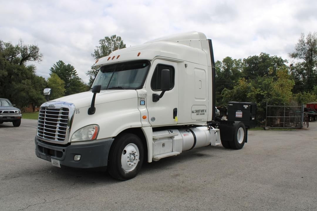 Image of Freightliner Cascadia Primary image