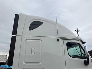 Main image Freightliner Cascadia 25