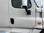 Thumbnail image Freightliner Cascadia 29