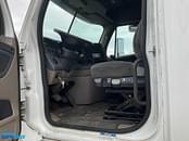 Thumbnail image Freightliner Cascadia 68