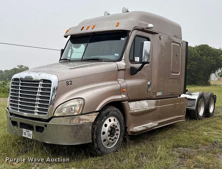 Image of Freightliner Cascadia Primary image