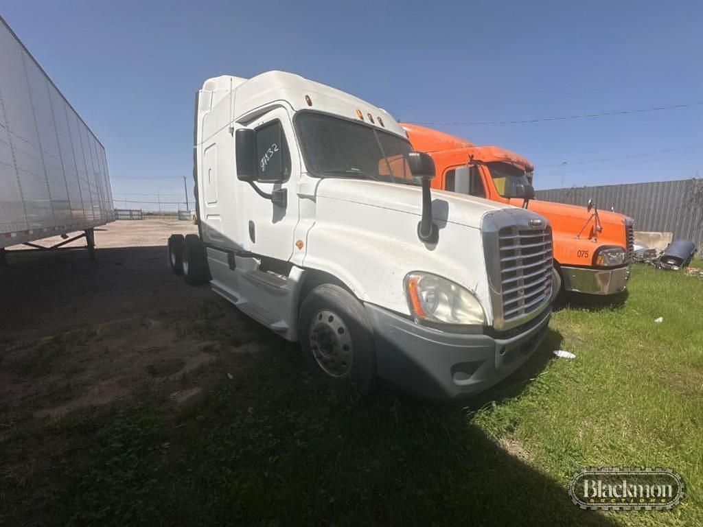 Image of Freightliner Cascadia Primary image