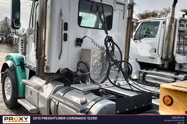 Image of Freightliner Coronado 122 equipment image 3