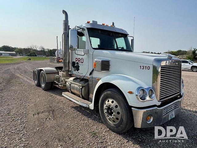 Image of Freightliner Coronado equipment image 1