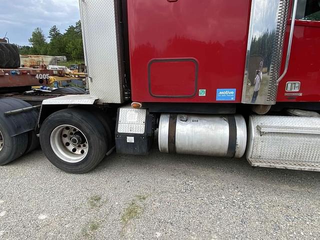 Image of Freightliner Coronado equipment image 4