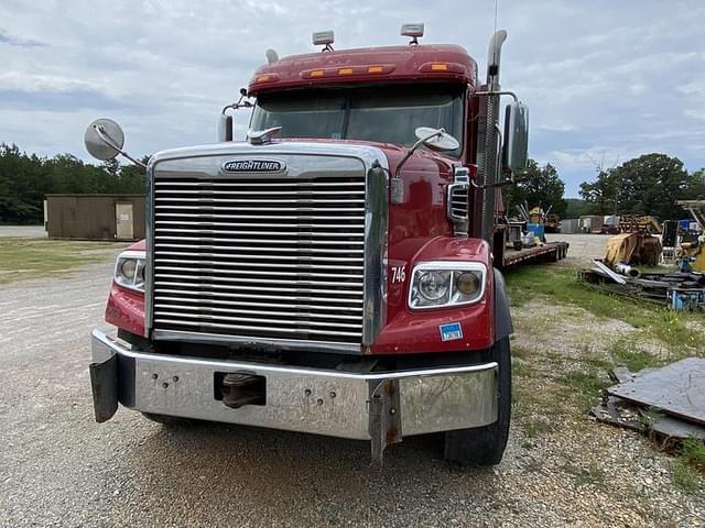 Image of Freightliner Coronado equipment image 3