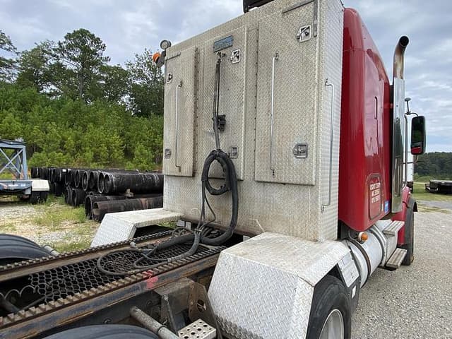 Image of Freightliner Coronado SD equipment image 4