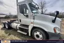 2013 Freightliner Day Cab Truck Image