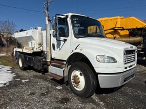 2013 Freightliner M2 106 Image