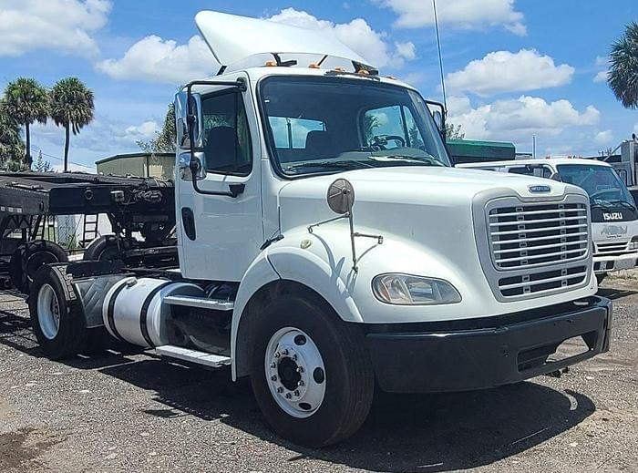 Image of Freightliner M2 112 Primary image