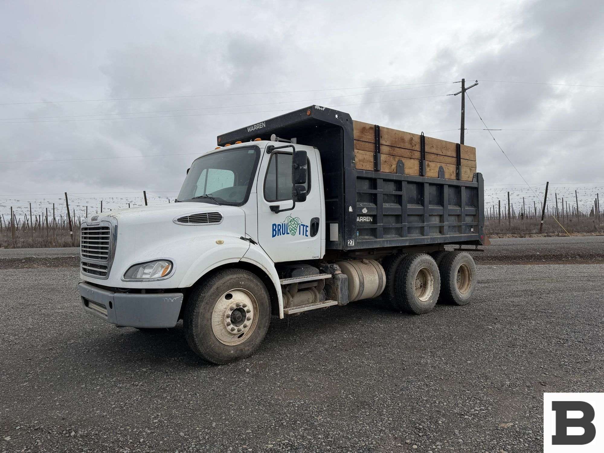 2013 Freightliner M2 Equipment Image0