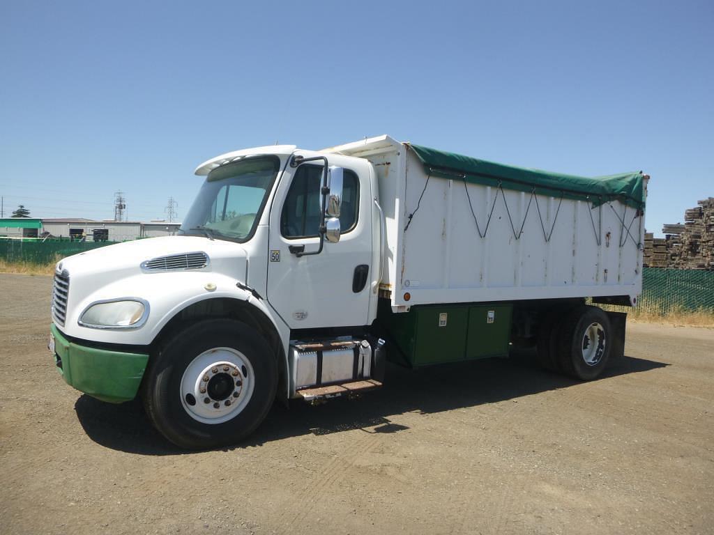Image of Freightliner M2 Primary image
