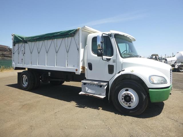 Image of Freightliner M2 equipment image 1