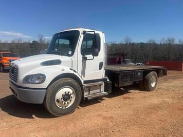 Main image Freightliner M2