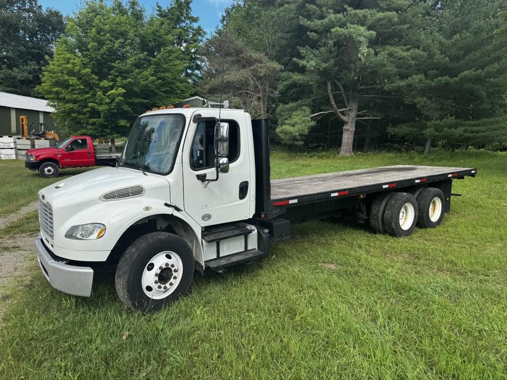 Image of Freightliner M2 Primary image