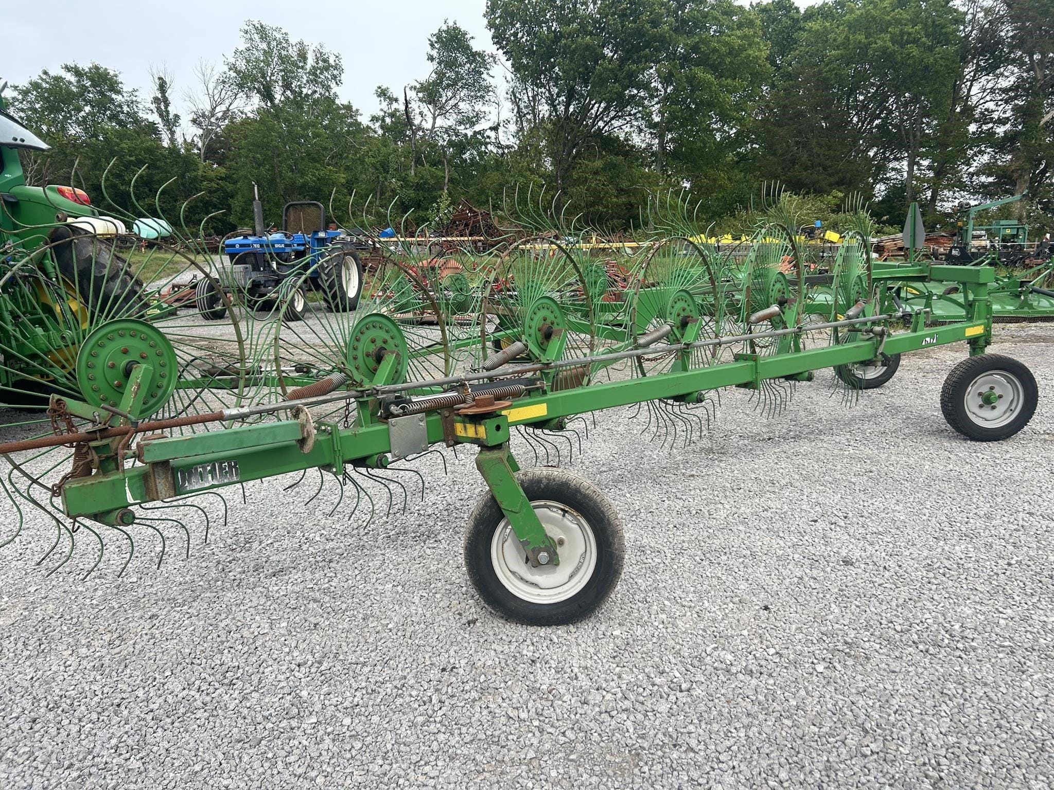 2013 Frontier WR2012E Equipment Image0