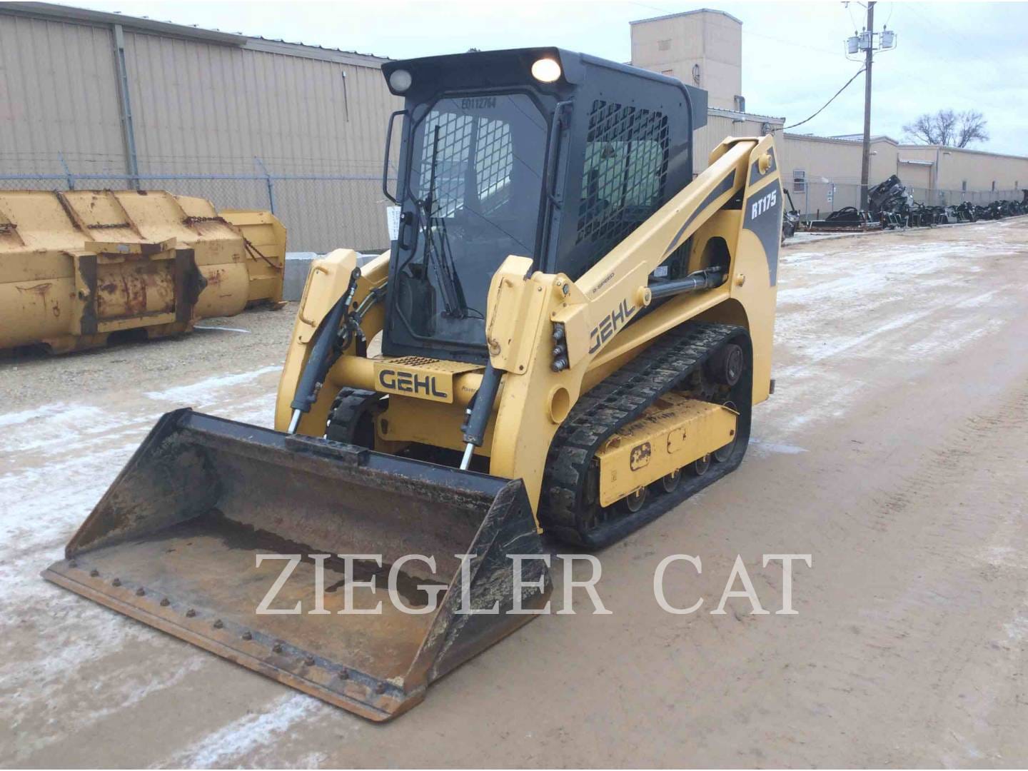 Main image Gehl RT175