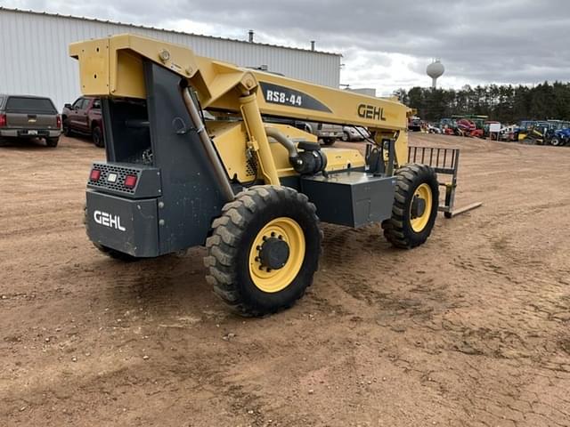 Image of Gehl RS8-44 equipment image 4