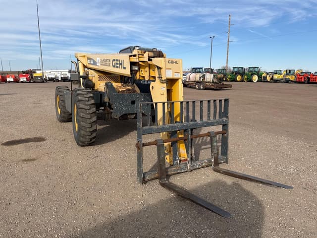 Image of Gehl RS8-44 equipment image 1