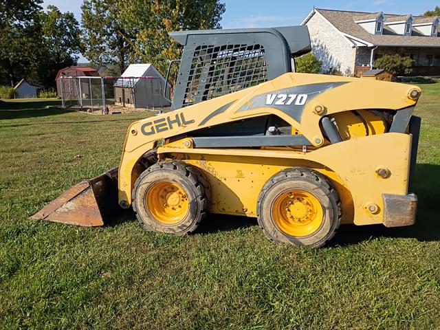 Image of Gehl V270 equipment image 3