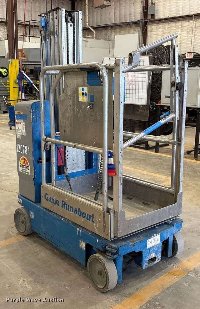 Image of Genie GR-20 equipment image 2