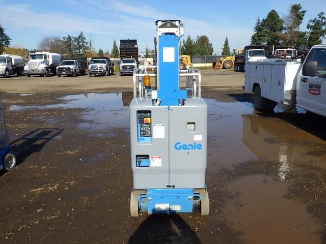 Image of Genie GR-20 equipment image 1