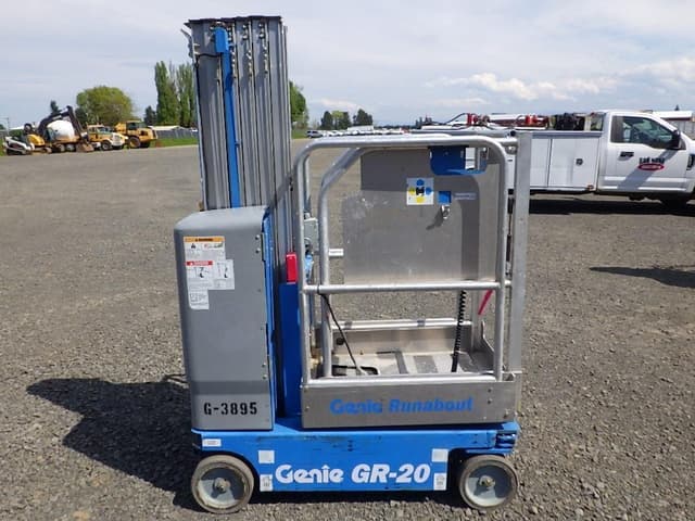 Image of Genie GR-20 equipment image 3