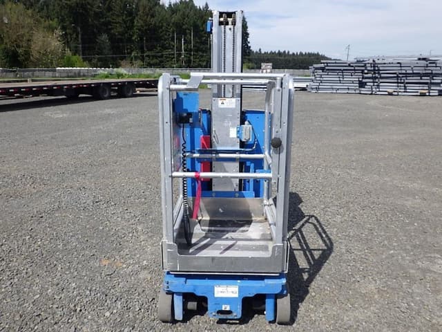 Image of Genie GR-20 equipment image 1