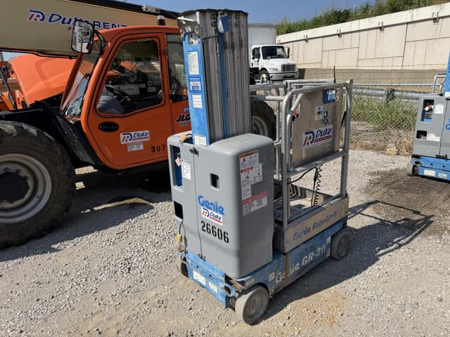 Image of Genie GR-20 equipment image 4