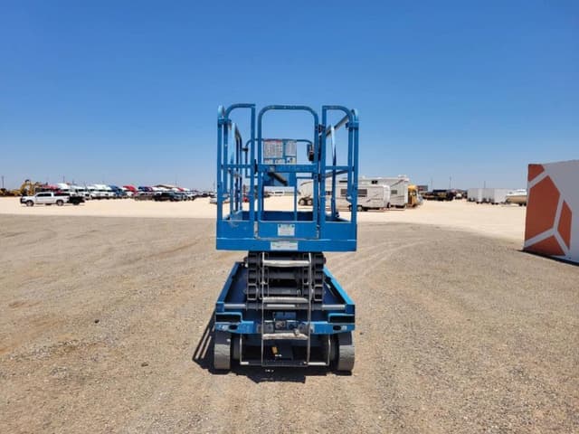 Image of Genie GS-2646 equipment image 2