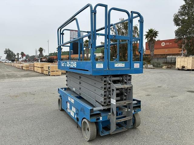 Image of Genie GS-3246 equipment image 3