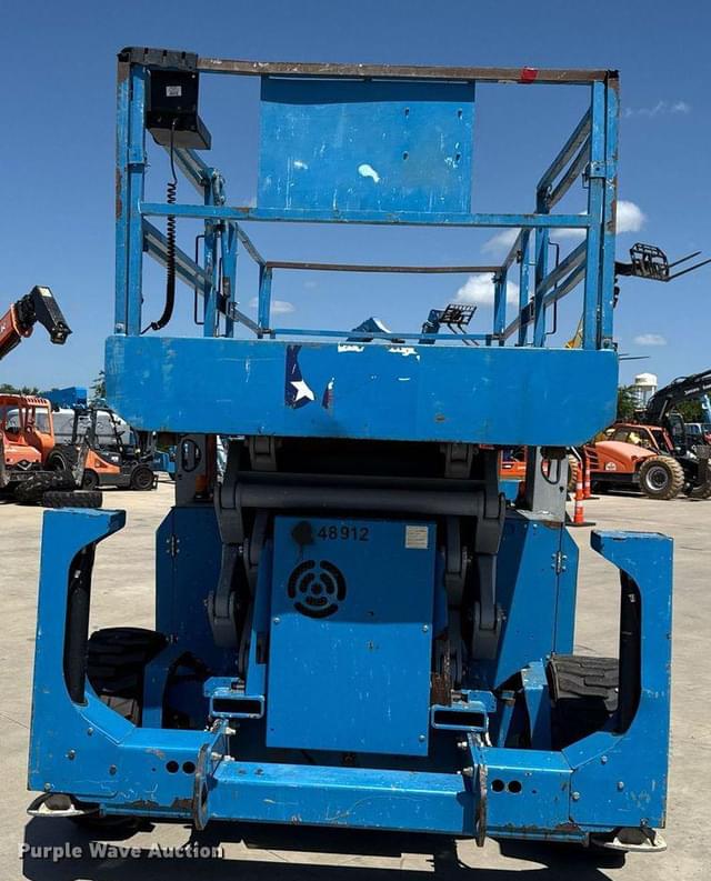 Image of Genie GS-4390 equipment image 1