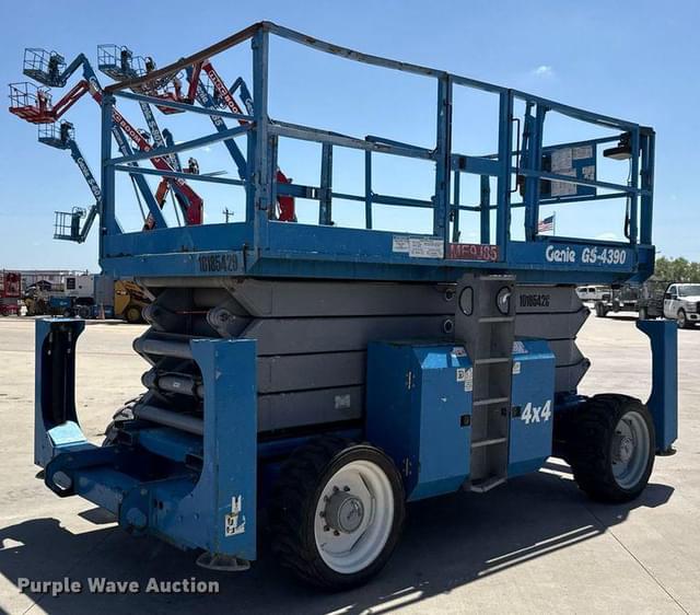 Image of Genie GS-4390 equipment image 4