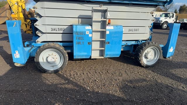 Image of Genie GS-5390 equipment image 3