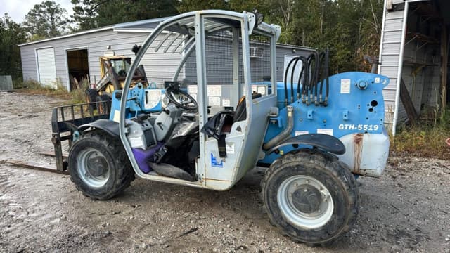 Image of Genie GTH-5519 equipment image 2