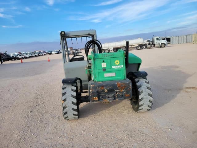 Image of Genie GTH-5519 equipment image 3