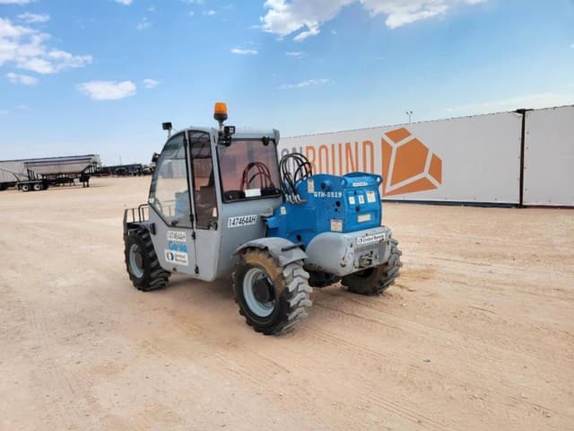 Image of Genie GTH-5519 equipment image 2