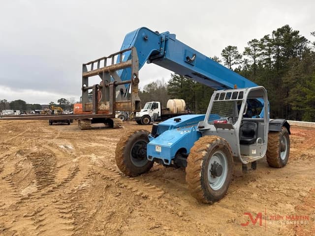 Image of Genie GTH844 equipment image 3