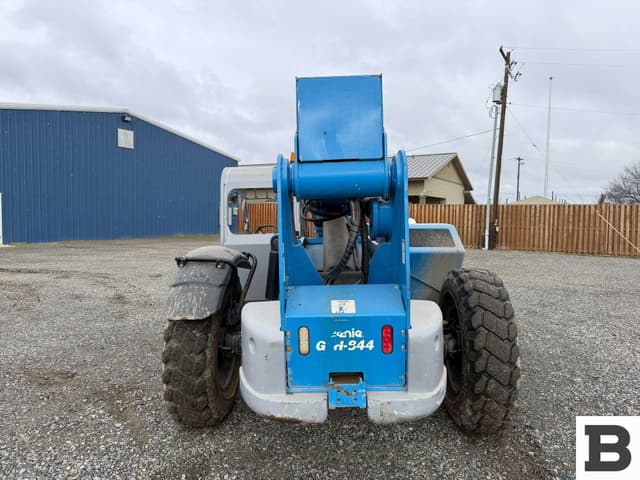 Image of Genie GTH844 equipment image 4