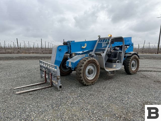 Image of Genie GTH844 equipment image 1