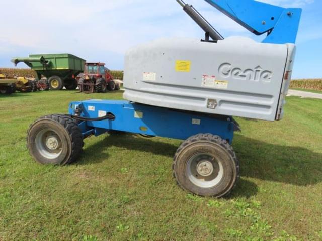 Image of Genie S-40 equipment image 3