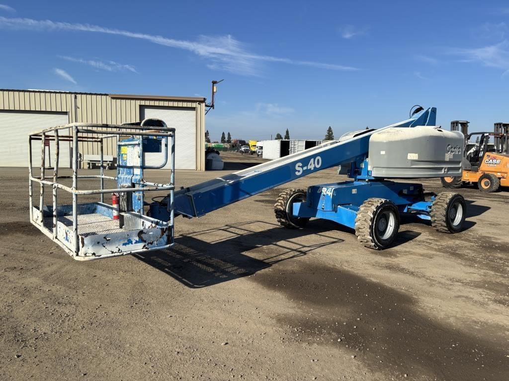 Image of Genie S-40 Primary image