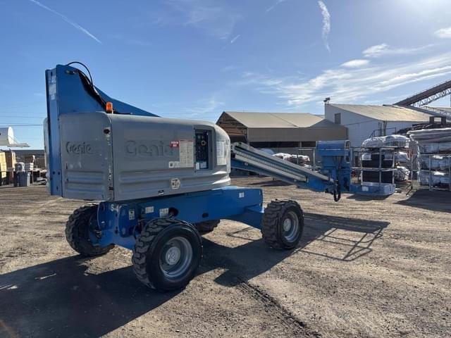 Image of Genie S-40 equipment image 2