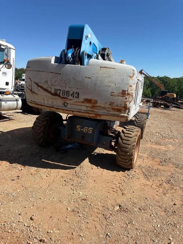 Image of Genie S-65 equipment image 4