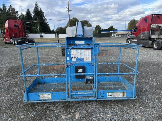 Image of Genie S-65 equipment image 2