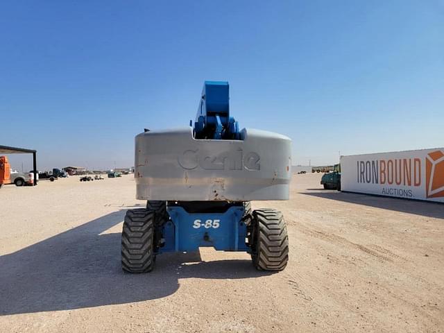 Image of Genie S-85 equipment image 4