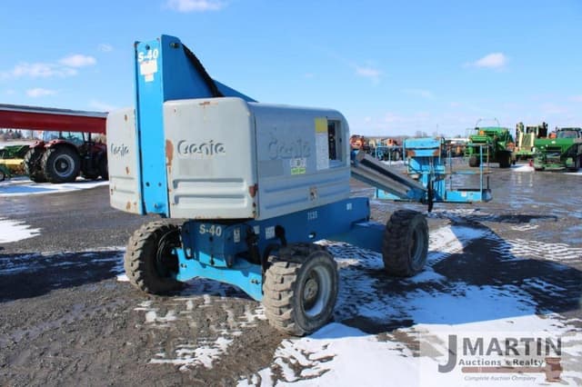 Image of Genie S-40 equipment image 2