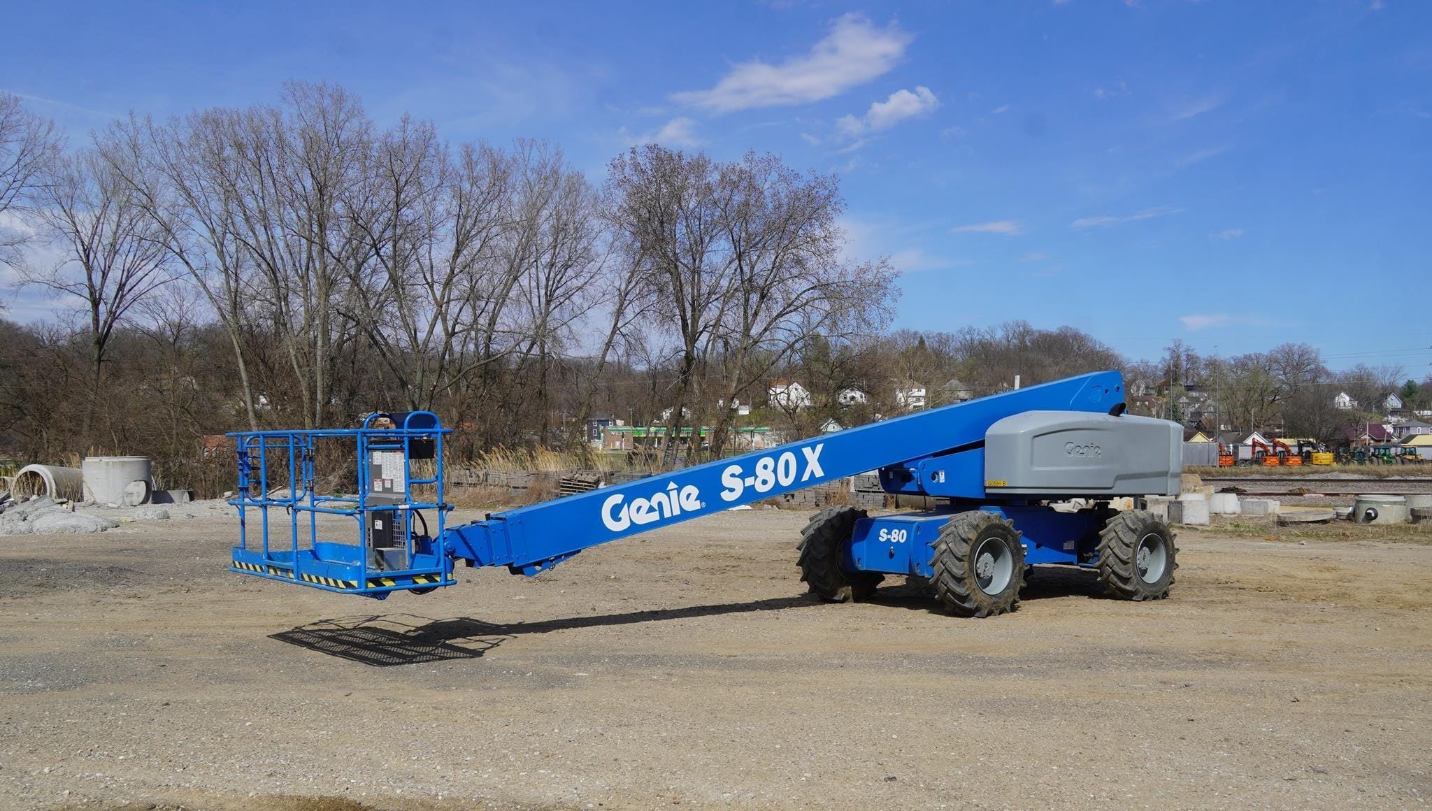 2013 Genie S-80X Equipment Image0