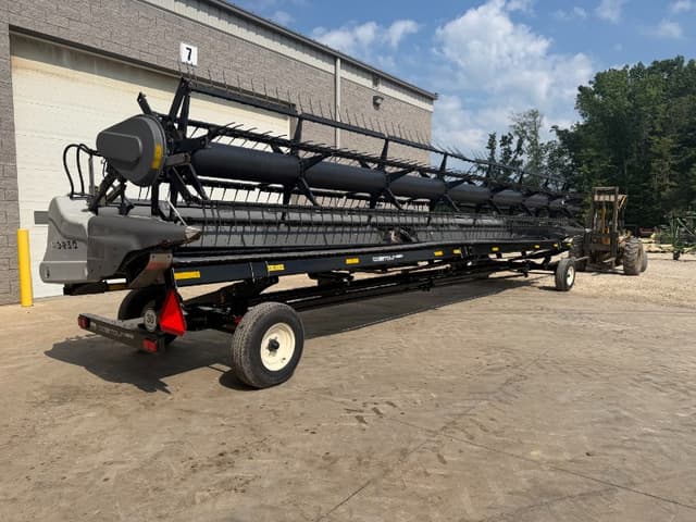 Image of Gleaner 9250-35 equipment image 1
